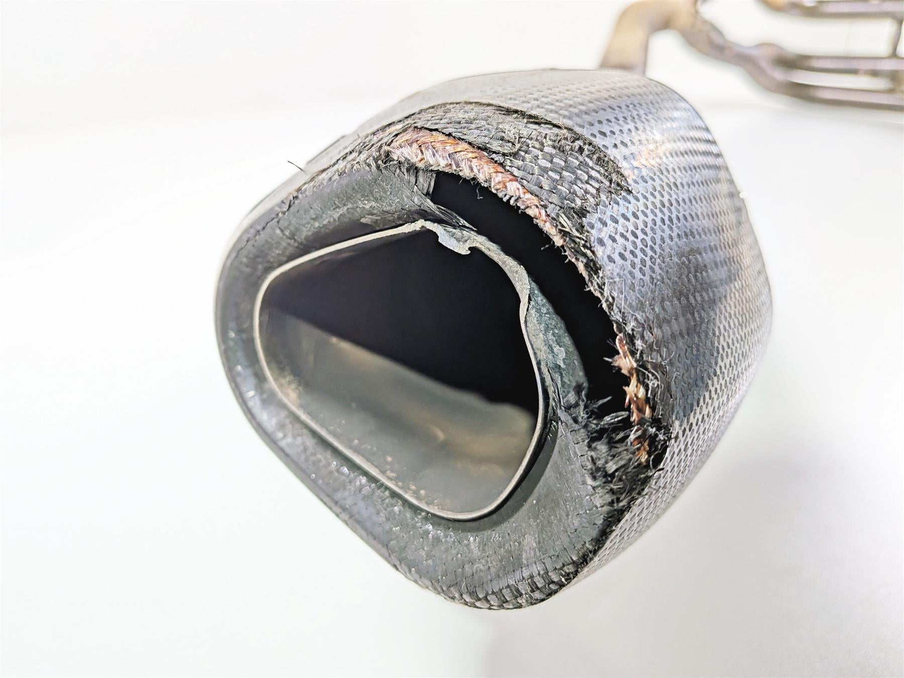 2014 BMW S1000RR K46 Akrapovic Exhaust Header & Muffler Set S-B10R1-RC {{ shop.shopifyCountryName }} - Mototech271