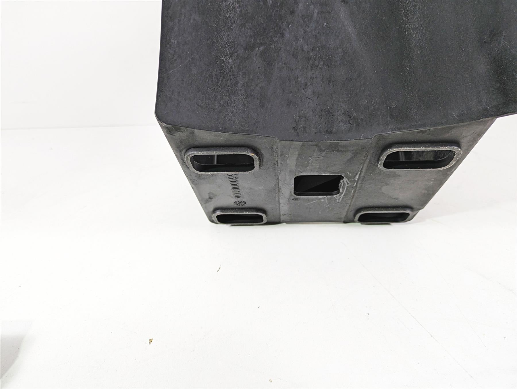 2020 Harley Touring FLHT Electra Glide Battery Tray & Electrical Holder 66000010 {{ shop.shopifyCountryName }} - Mototech271
