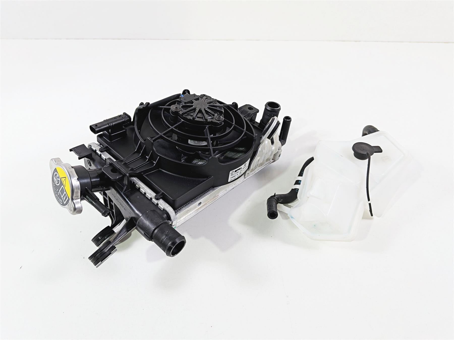2023 BMW R1250RT RTP K52 Right Radiator Fan Hoses Covers 17118546416 {{ shop.shopifyCountryName }} - Mototech271