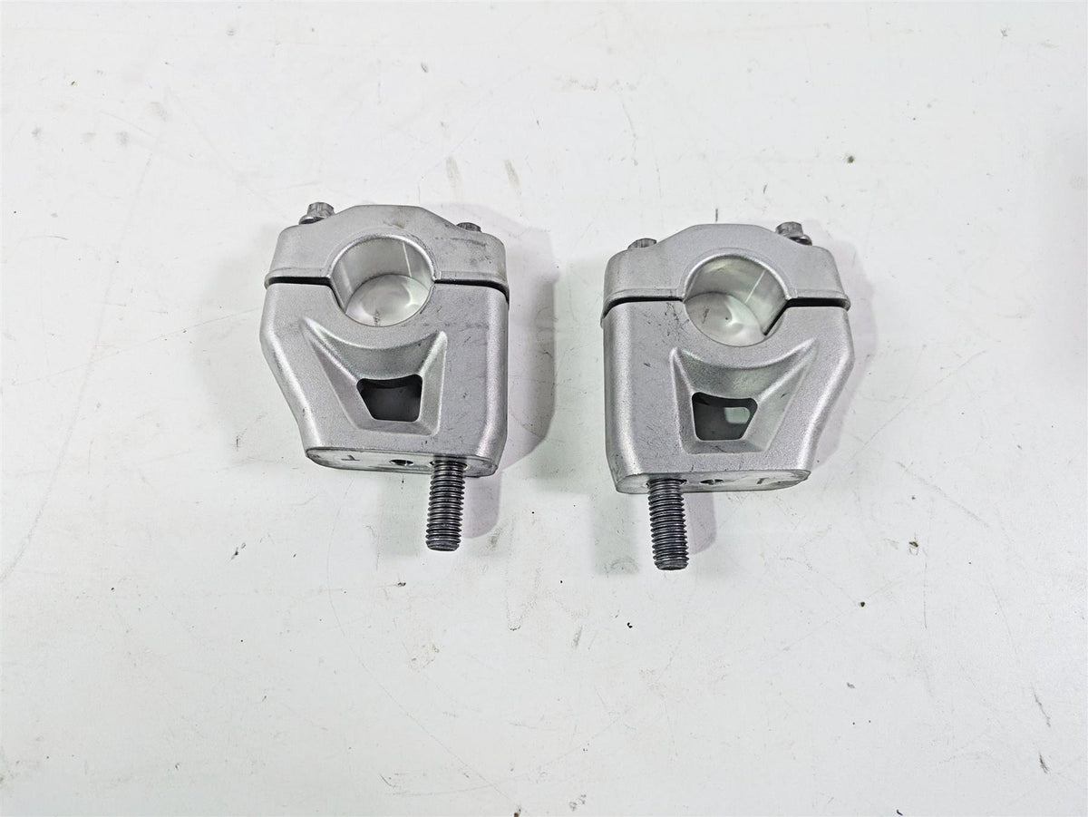 2010 BMW R1200GS K25 Handlebar Riser Holder Mount Set 28.5mm 31427718173 {{ shop.shopifyCountryName }} - Mototech271