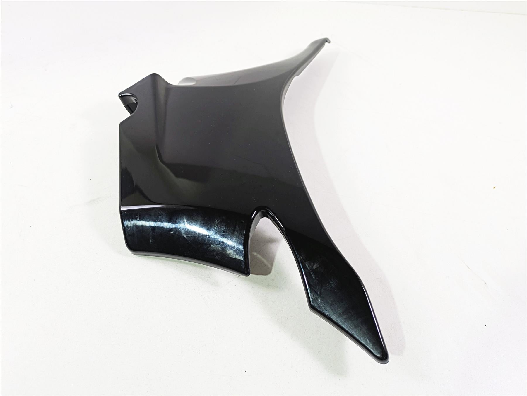 2017 Indian Chieftain Limited Left Upper Side Cover Fairing - Black 5450242 {{ shop.shopifyCountryName }} - Mototech271