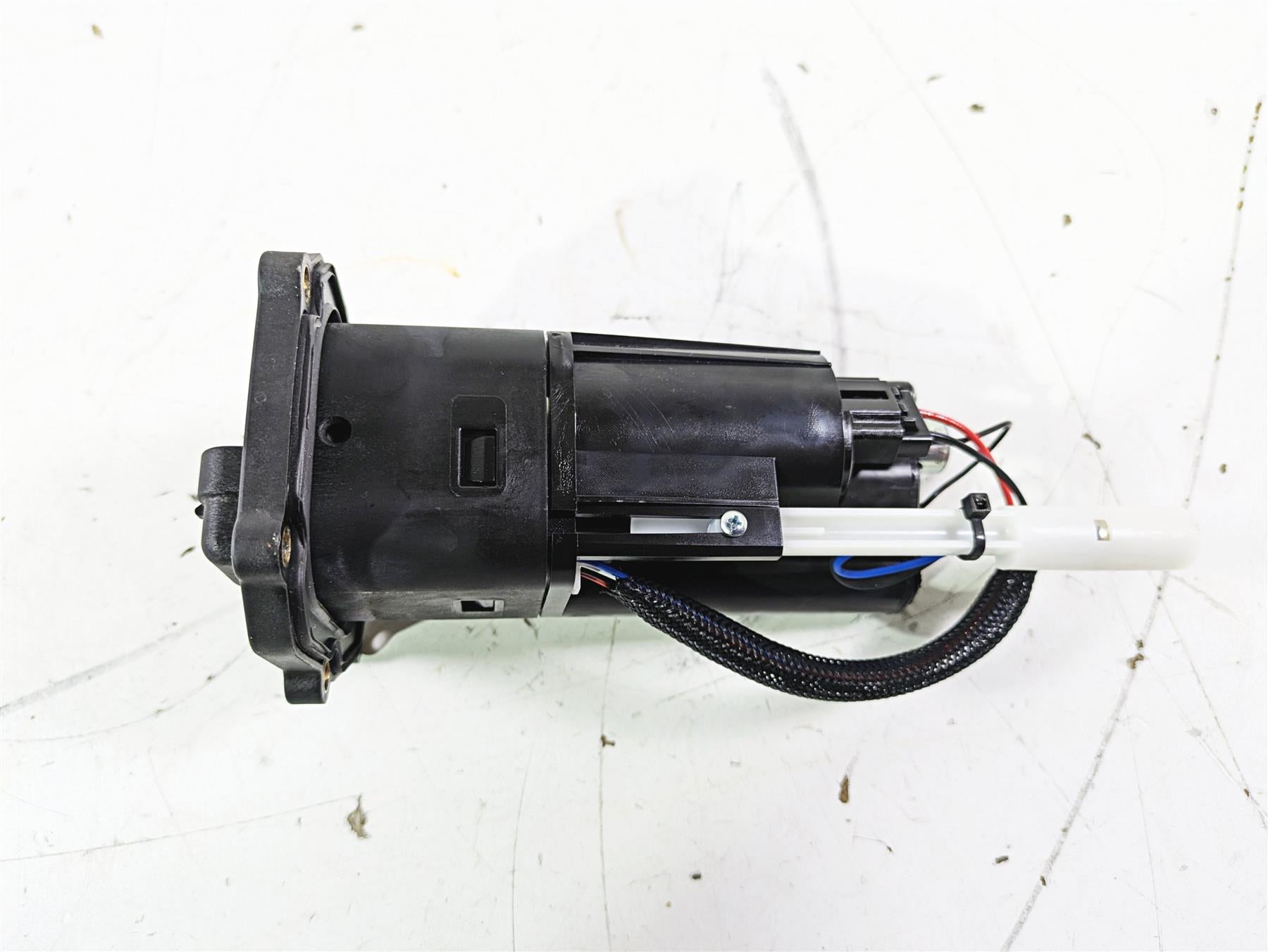 2015 Ducati Panigale 1299 S Fuel Gas Petrol Pump Tested 16024272A {{ shop.shopifyCountryName }} - Mototech271