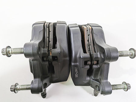 2010 Harley Touring FLHTK Electra Glide Front Brake Calipers 43027-08 44023-08 {{ shop.shopifyCountryName }} - Mototech271