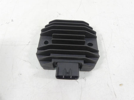 2002 Yamaha XVS1100 V-Star Rectifier Voltage Regulator 5BN-81960-00-00 SH650D-11 {{ shop.shopifyCountryName }} - Mototech271