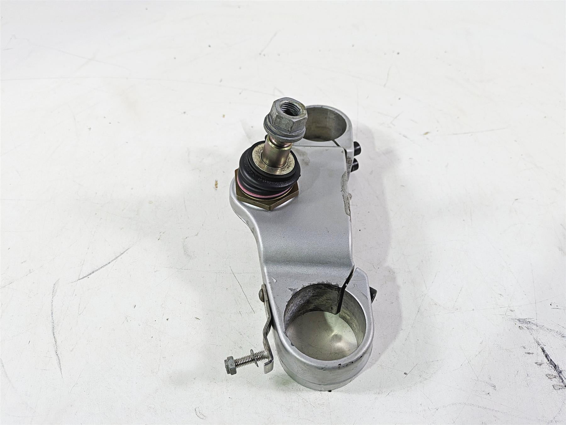 2004 BMW R1150GS R21 Lower Triple Tree Steering Clamp Ball Joint 31422338223 {{ shop.shopifyCountryName }} - Mototech271
