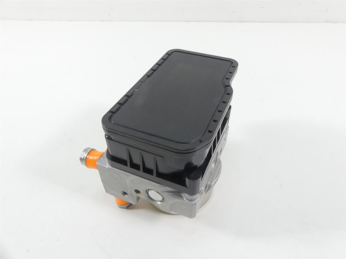 2015 Triumph 1050 Speed Triple R Nissin Abs Brake Pump Module T2024104 {{ shop.shopifyCountryName }} - Mototech271