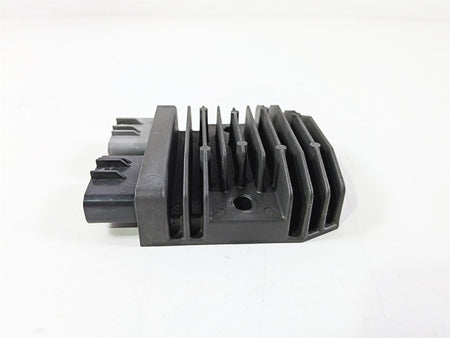 2020 Triumph Street Triple 765RS Rectifier Voltage Regulator T1300675 FH020AA-Mototech271