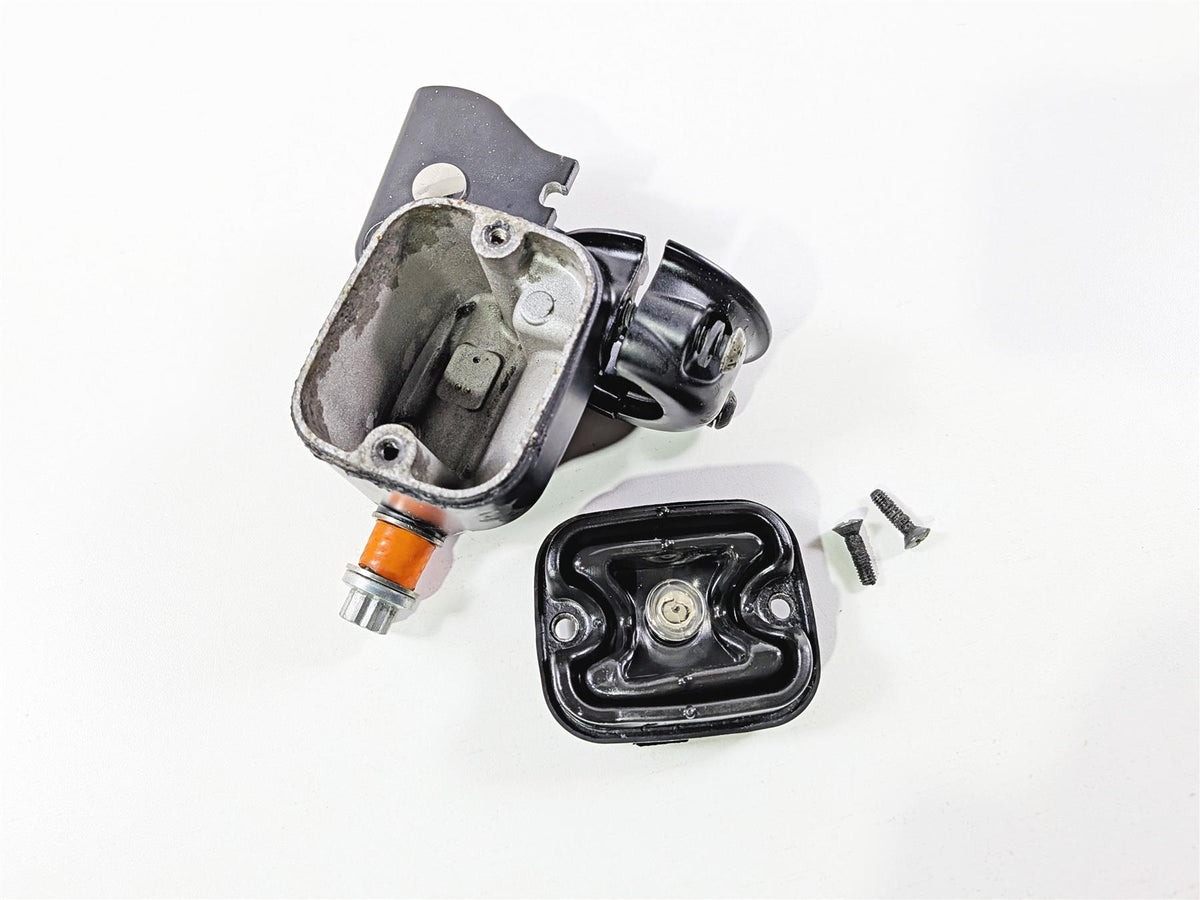 2009 Harley FXCWC Softail Rocker Front 9/16" Brake Master Cylinder 45064-08 {{ shop.shopifyCountryName }} - Mototech271