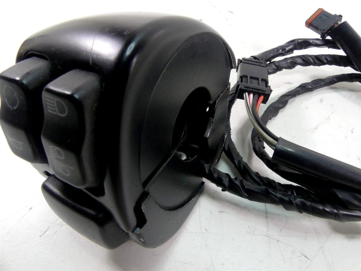 2017 Harley Softail FXSB Breakout Left Hand Control Switch -Read 71500292 {{ shop.shopifyCountryName }} - Mototech271