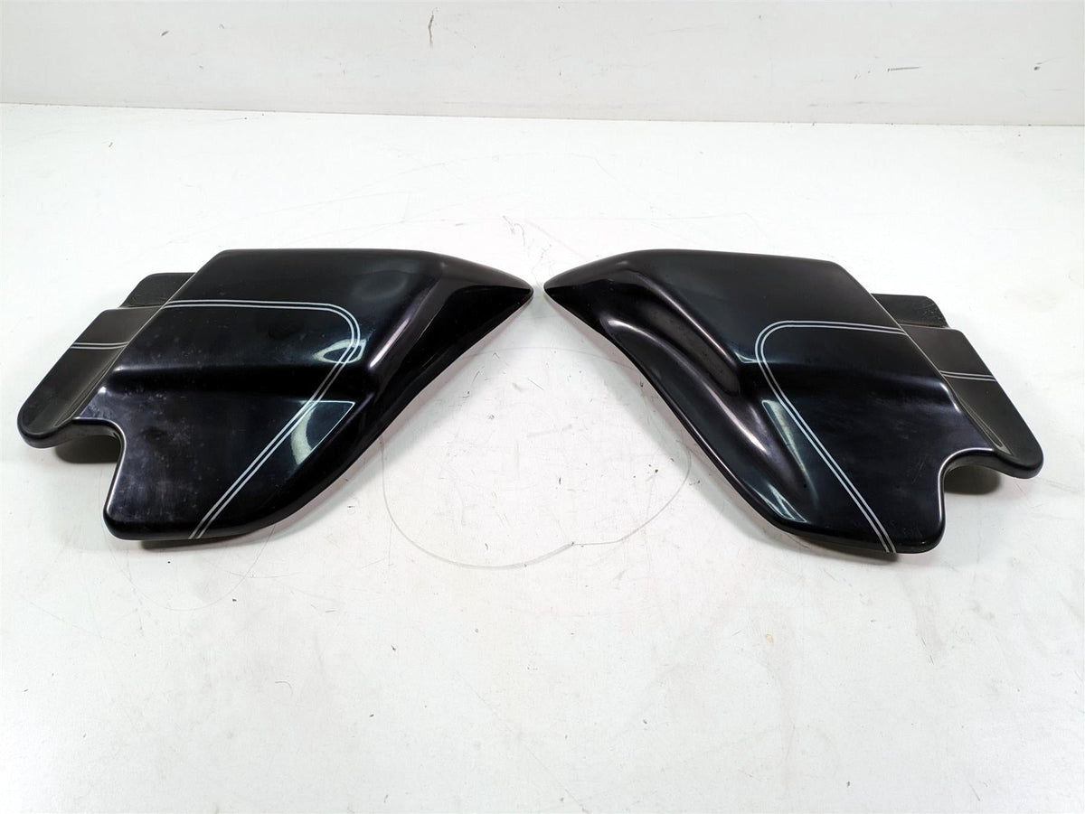 2006 Harley Touring FLHTCUI Electra Glide Vivid Black Side Cover Fairin 66670-97 {{ shop.shopifyCountryName }} - Mototech271