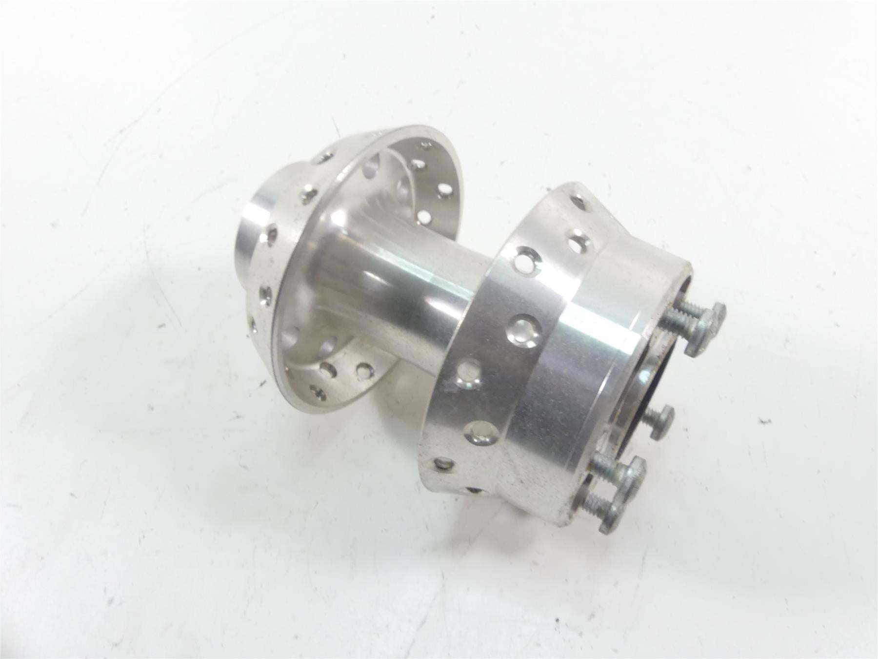 2010 Harley FXDWG Dyna Wide Glide Front Hub Wheel Rim 25mm 41325-10 {{ shop.shopifyCountryName }} - Mototech271