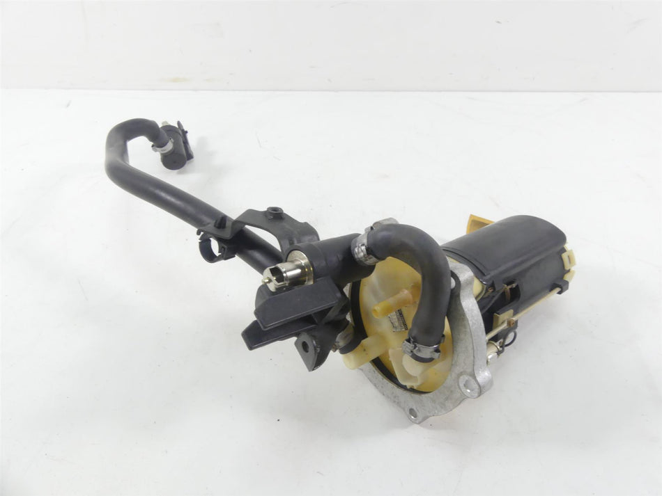 2004 Yamaha XV1700 Road Star Warrior Fuel Gas Petrol Pump -Tested 5PX-13907-01- {{ shop.shopifyCountryName }} - Mototech271