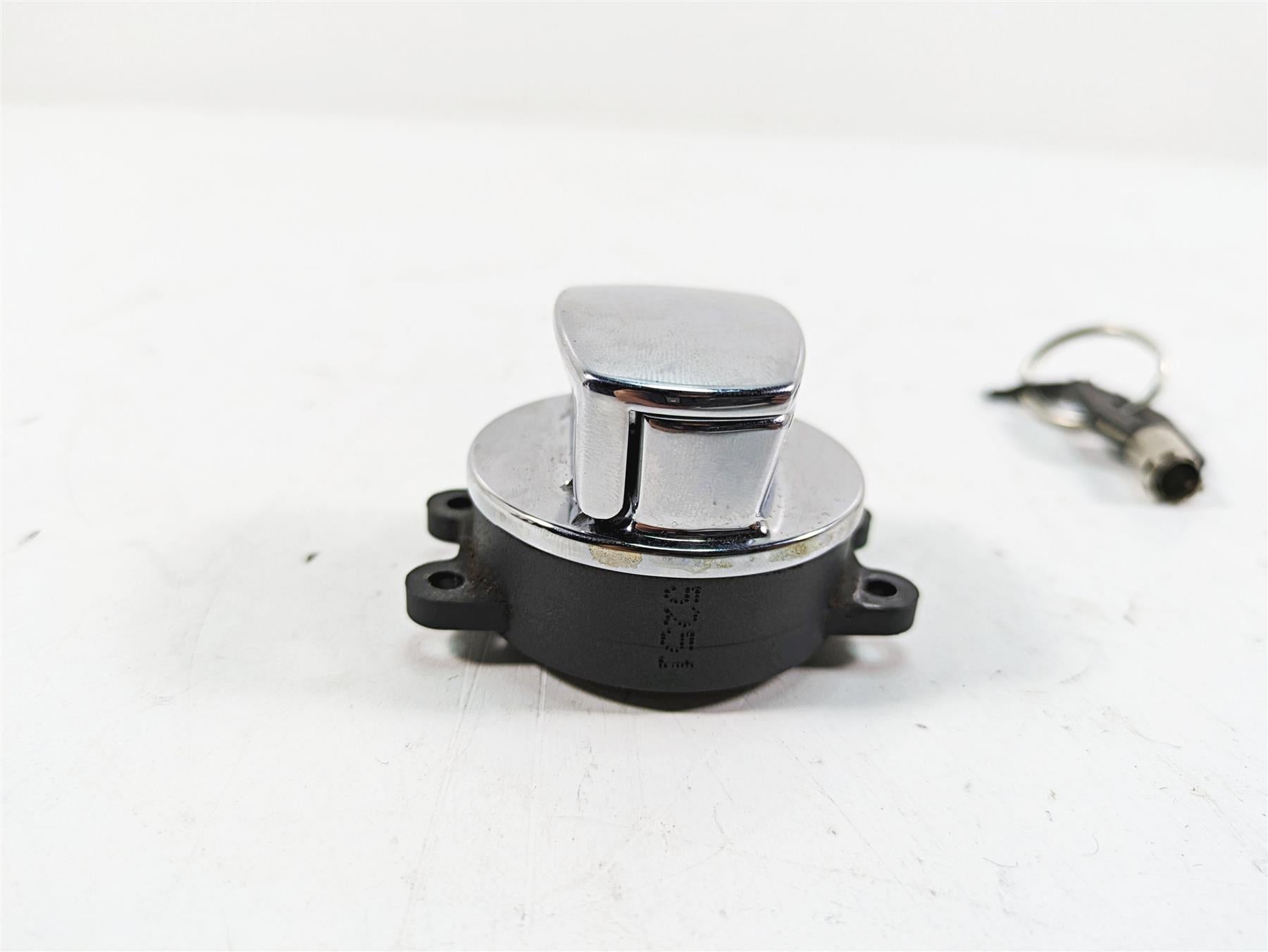 2006 Harley Softail FXSTSI Springer Ignition Switch Steering Lock Key 71450-04 {{ shop.shopifyCountryName }} - Mototech271
