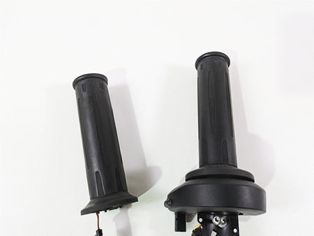 2019 BMW R1250RT K52 Left Right Heated Cruise Hand Grip Set 61318552124 {{ shop.shopifyCountryName }} - Mototech271