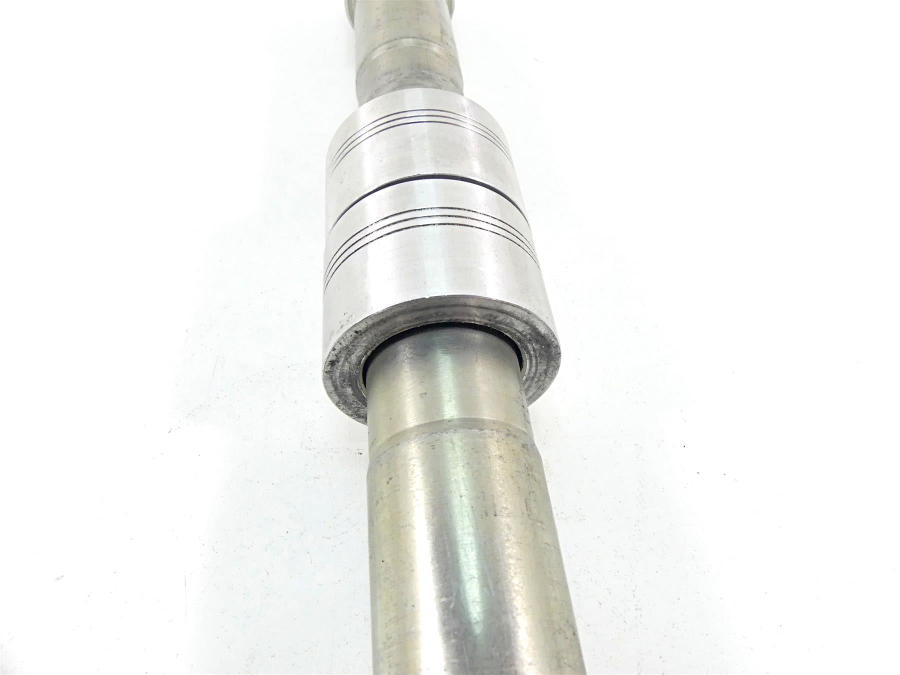 2020 Harley Softail FXST Standard Straight Front Wheel Spindle Axle 43000081 {{ shop.shopifyCountryName }} - Mototech271