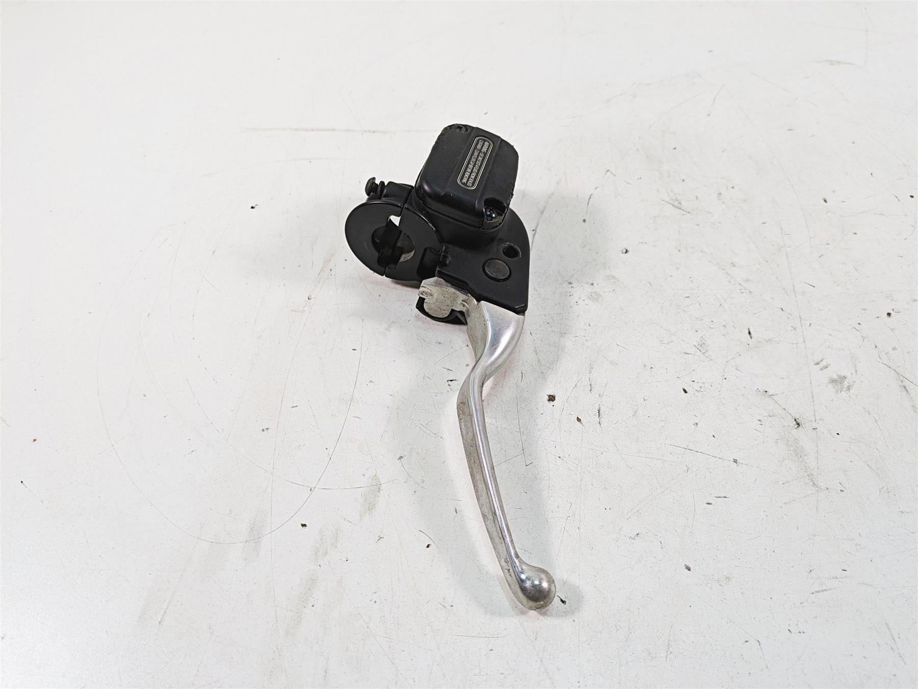 2011 Harley Touring FLHR Road King Front Brake Master Cylinder 42859-06B {{ shop.shopifyCountryName }} - Mototech271