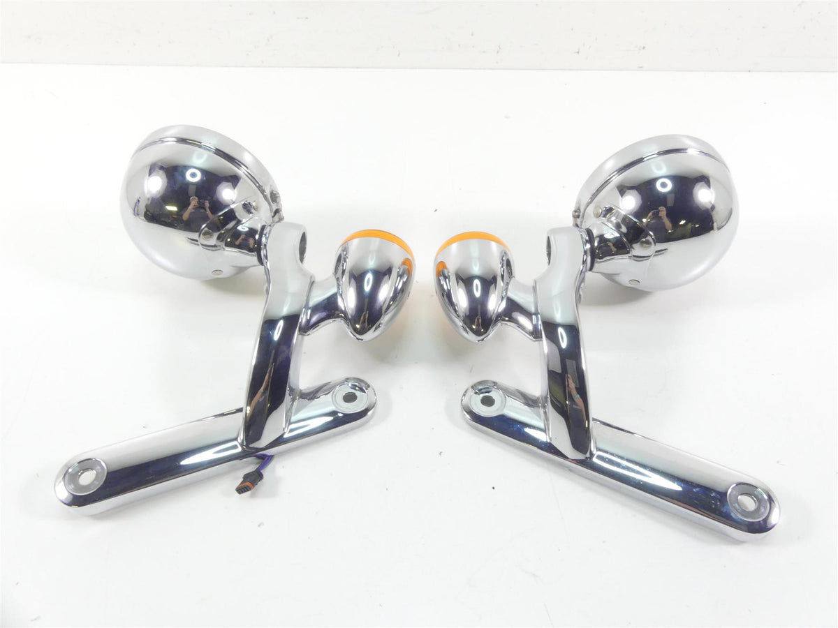 2016 Harley Touring FLHTP Electra Glide Front Spot Light Blinker set 68000022 {{ shop.shopifyCountryName }} - Mototech271