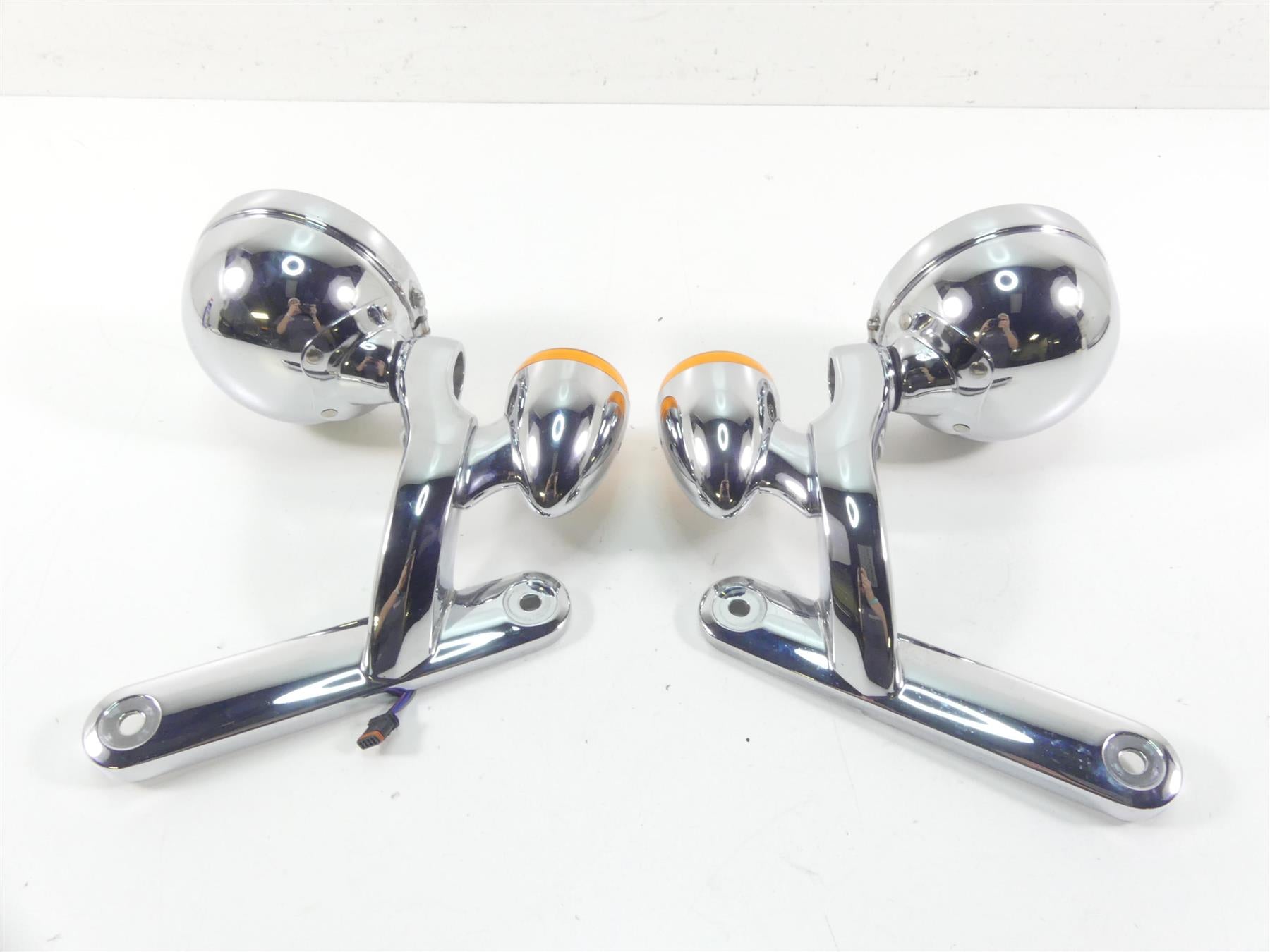2016 Harley Touring FLHTP Electra Glide Front Spot Light Blinker set 68000022 {{ shop.shopifyCountryName }} - Mototech271