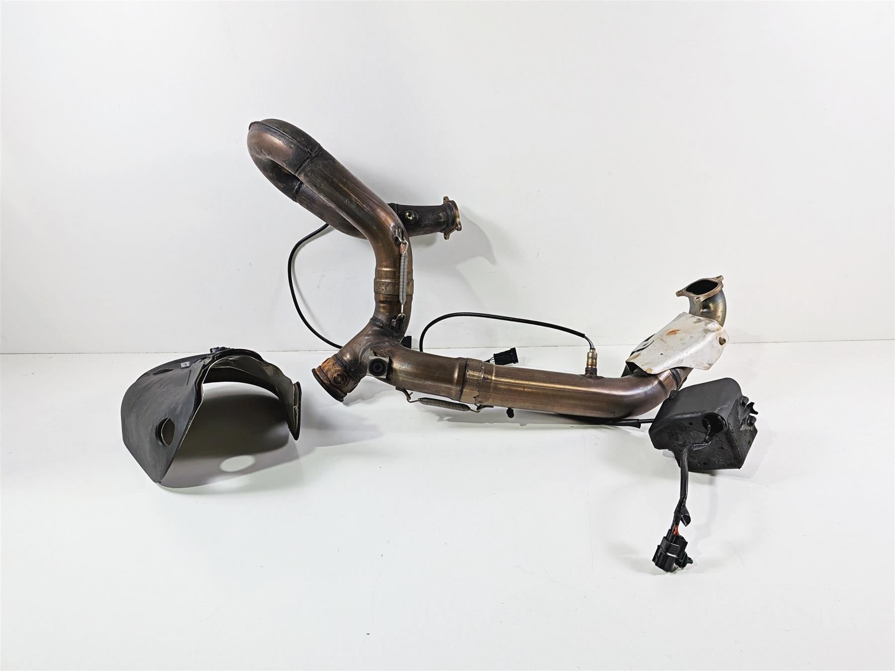 2017 Ducati Panigale 1299 Exhaust Header & Servo Motor 57014452A 57114424B-Mototech271
