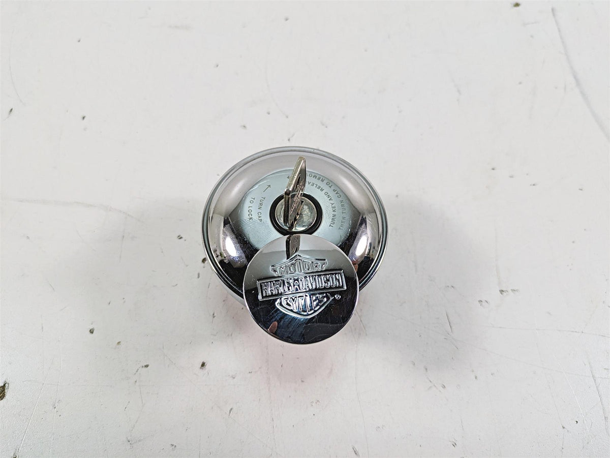 2006 Harley Softail FXSTSI Springer Chrome Fuel Gas Cap & Key {{ shop.shopifyCountryName }} - Mototech271