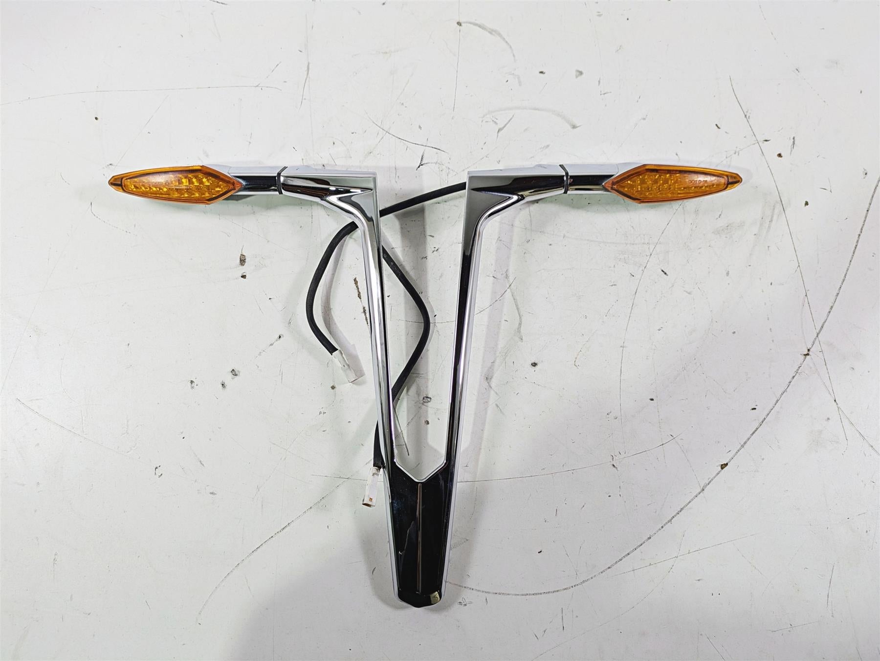2012 Victory Cross Country Rear Turn Signal Blinker & Mount 5136613 {{ shop.shopifyCountryName }} - Mototech271