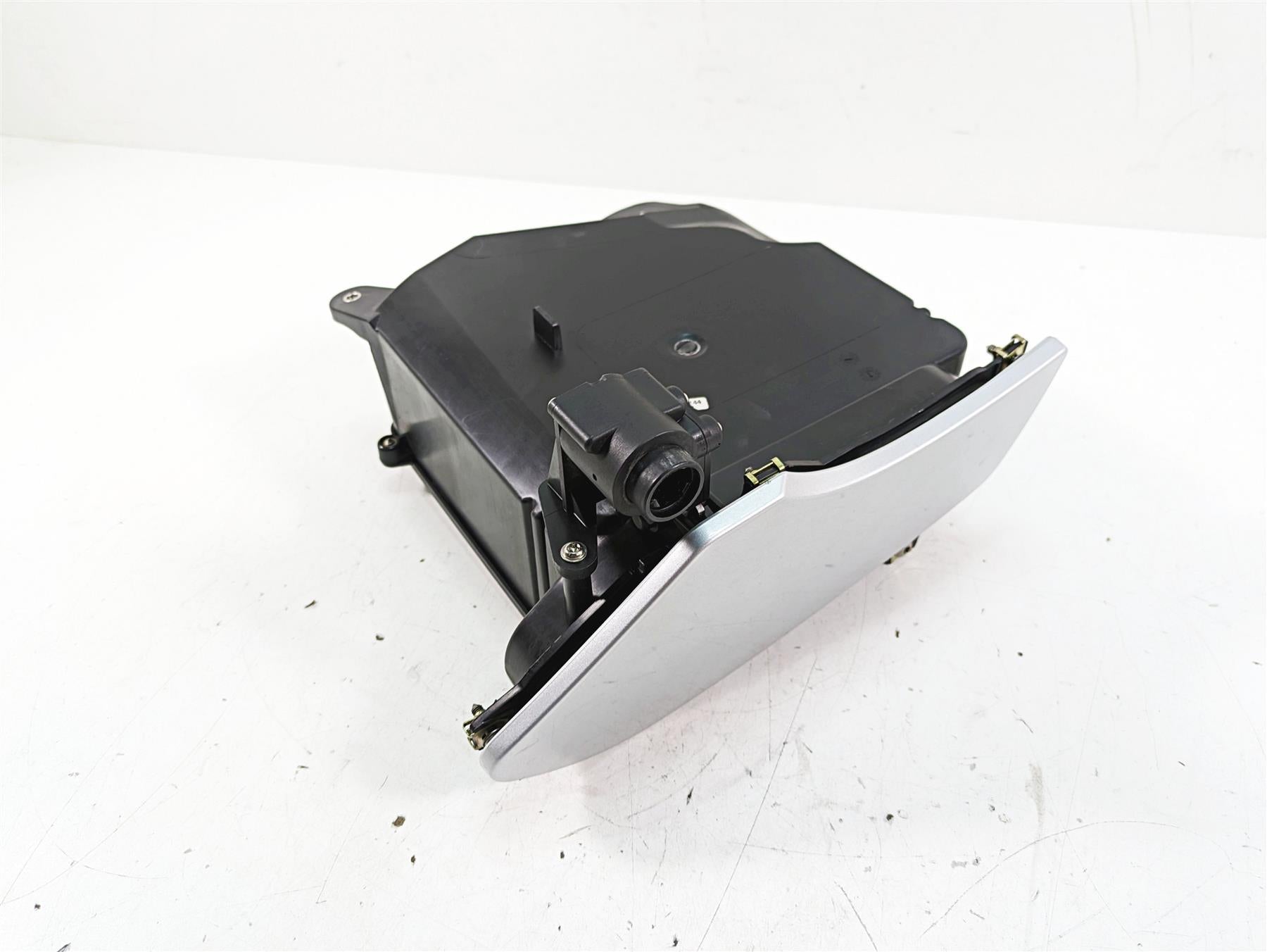 2007 BMW R1200RT K26 Right Glove Box & Titan Silver Lid 46637681544 {{ shop.shopifyCountryName }} - Mototech271