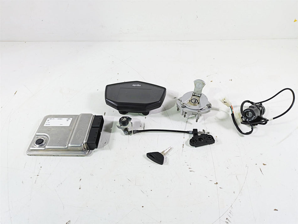 2021 Aprilia RS660 Cdi Ecm Speedo Ignition Switch Key Set 2K 2D000554 CM301806 {{ shop.shopifyCountryName }} - Mototech271