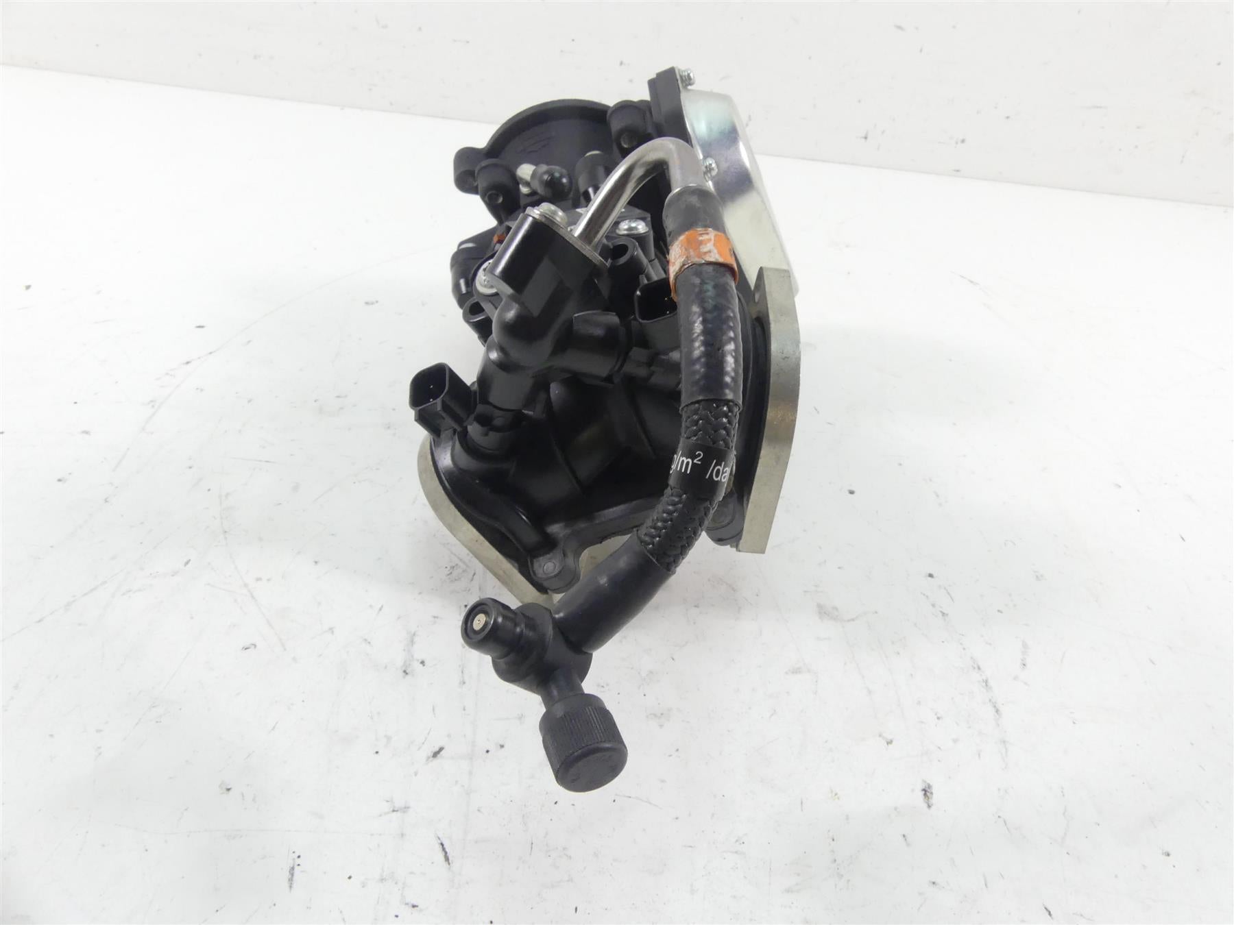 2018 Harley Softail FXBB Street Bob Throttle Body Fuel Injection M8 27300122 {{ shop.shopifyCountryName }} - Mototech271