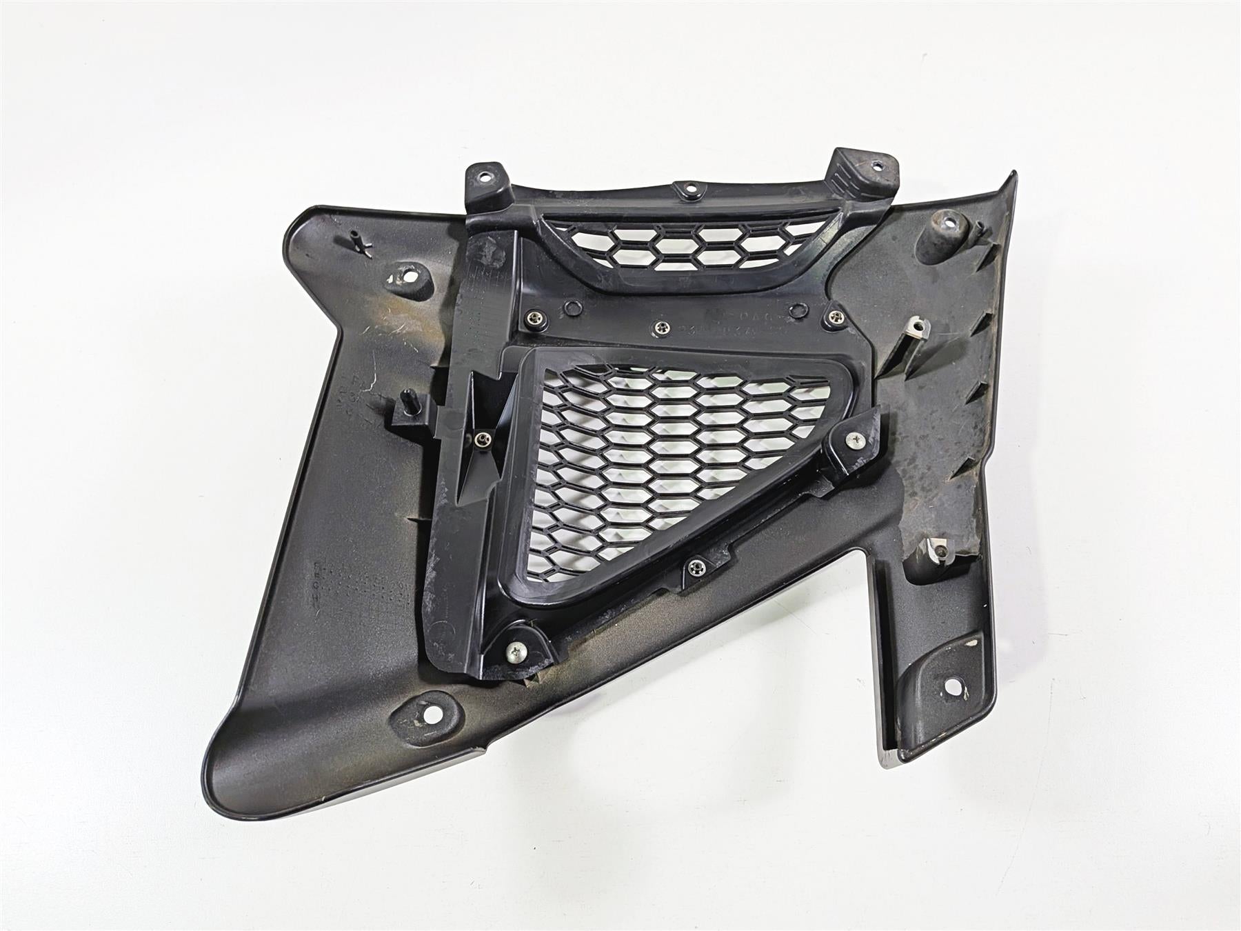 2012 Yamaha XT1200 Super Tenere Left Lower Tank Fairing Cover Set 23P-Y2830-00 {{ shop.shopifyCountryName }} - Mototech271