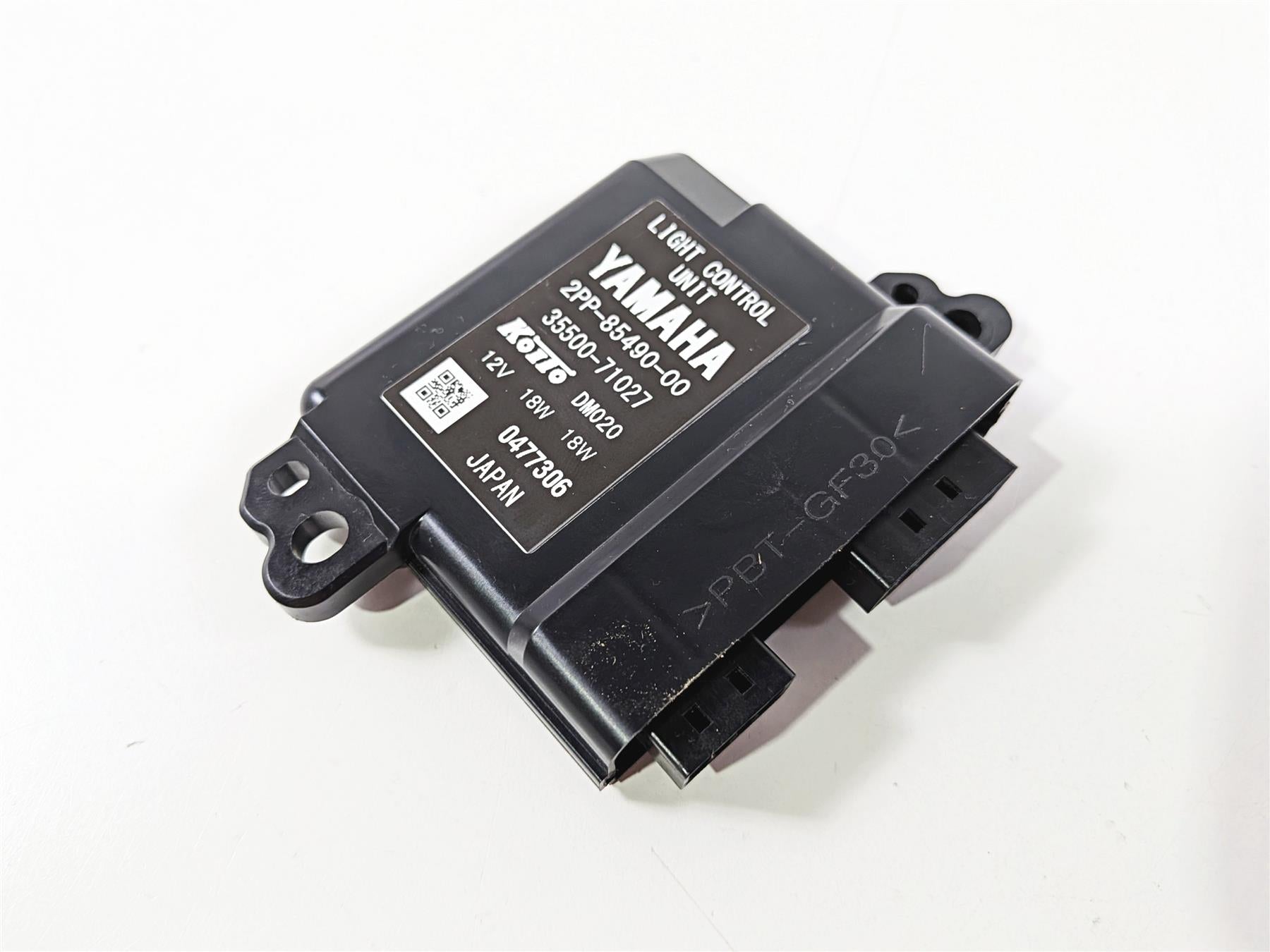 2022 Yamaha YZF R1 R1M RN65 Light Control Unit Module 2PP-85490-00-Mototech271