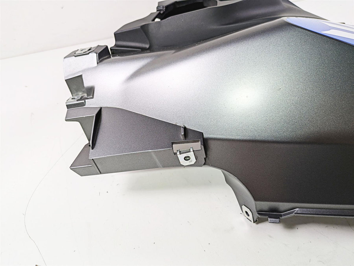 2018 BMW R1200GS GSW K50 Right Tank Side Fairing Cover Cowl Set 46638556636 {{ shop.shopifyCountryName }} - Mototech271