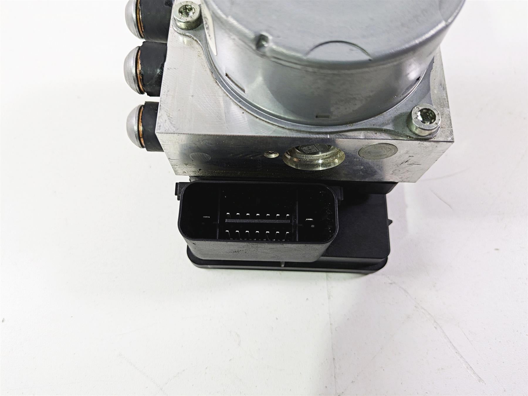 2021 BMW R1250GS K51 Adv Abs Brake Pump Unit Module 34511540043 34511692906 {{ shop.shopifyCountryName }} - Mototech271