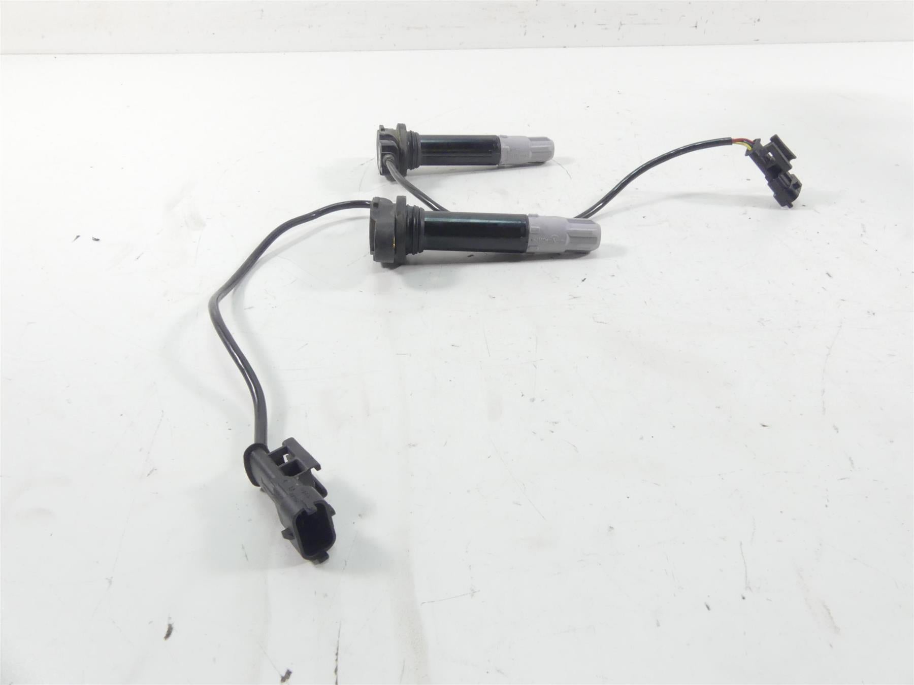 2018 Ducati Hypermotard 939 SP Beru Ignition Coil Set -Tested 38010145B {{ shop.shopifyCountryName }} - Mototech271