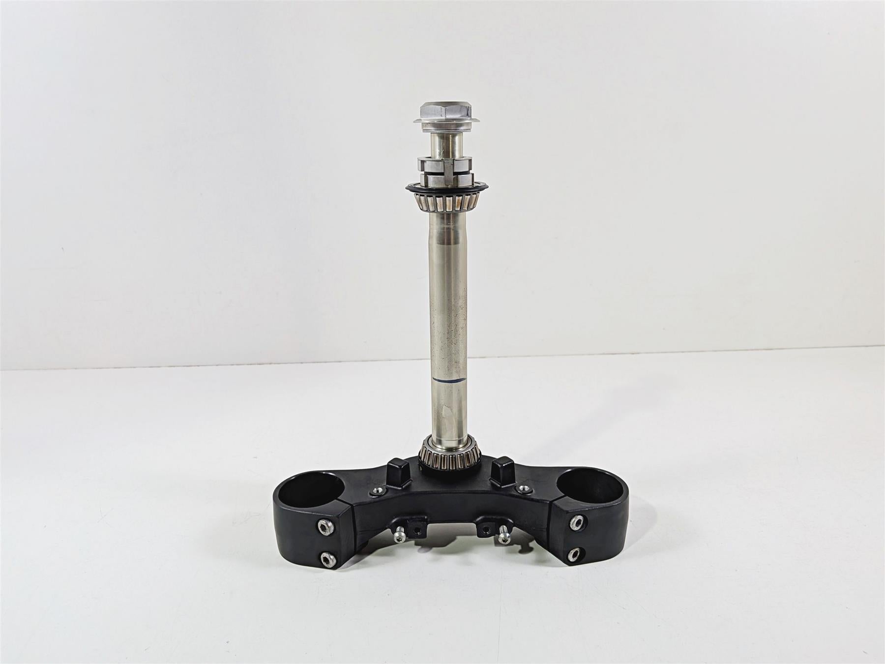 2009 Yamaha VMX17 V-Max 1700 Lower Triple Tree Steering Clamp 2S3-23340-00-00-Mototech271