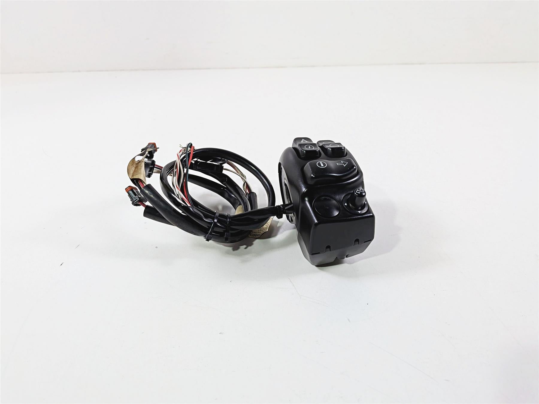 2016 Harley Touring FLHX Street Glide Right Hand Control Switch 71500129B {{ shop.shopifyCountryName }} - Mototech271