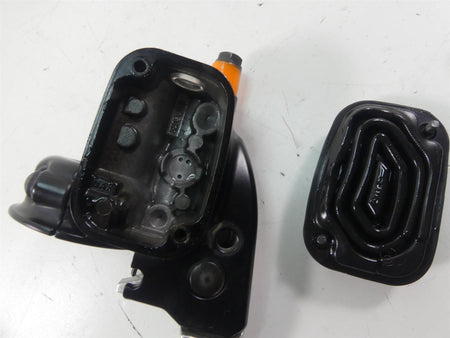 2012 Harley Touring FLHTP Electra Glide Front Brake Master Cylinder 44551-08F {{ shop.shopifyCountryName }} - Mototech271