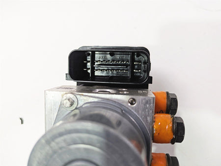 2016 Ducati Monster 1200 S Abs Brake Control Unit Module Pump 54240451B {{ shop.shopifyCountryName }} - Mototech271