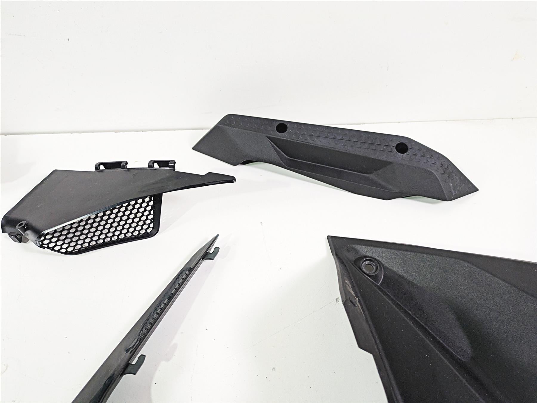 2022 KTM 1290 Super Adventure S Plastic Infill Cover Fairing Set 61908061100 {{ shop.shopifyCountryName }} - Mototech271