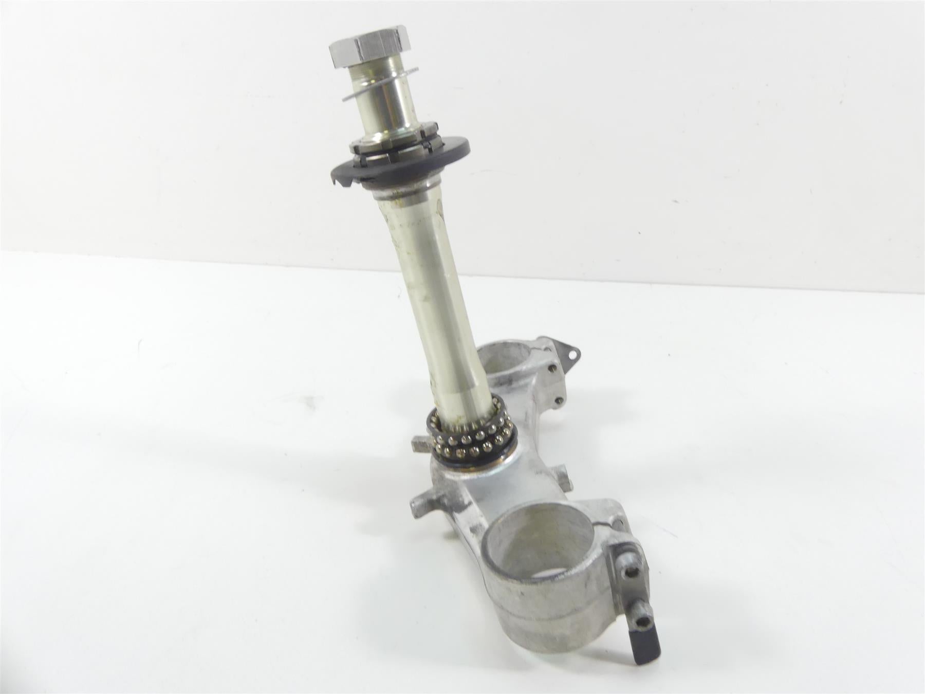 2008 Kawasaki ZX6R ZX6 R Ninja Lower Triple Tree Steering Clamp 52mm 44037-0074 {{ shop.shopifyCountryName }} - Mototech271
