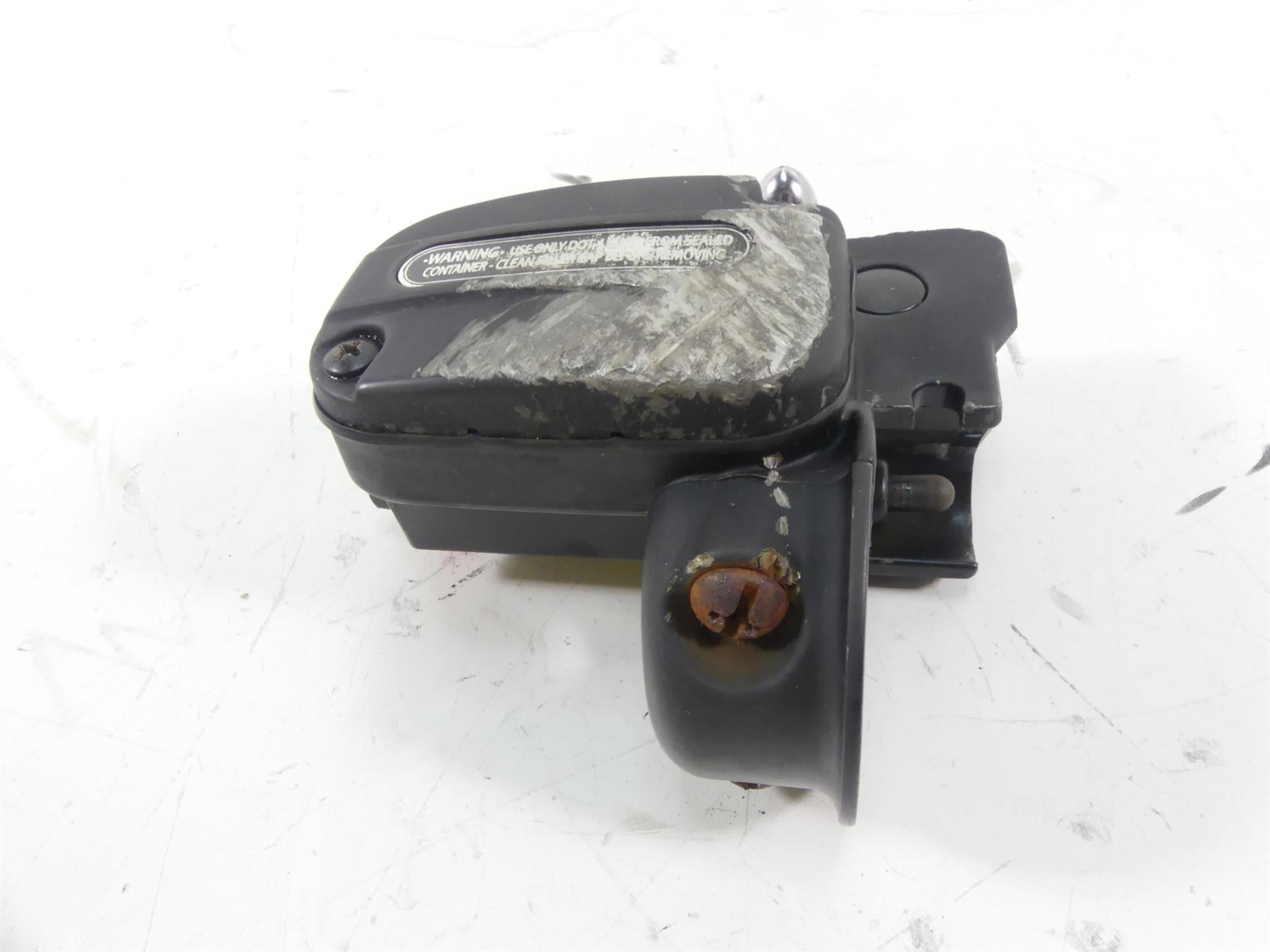 2006 Harley VRSCD Night V Rod Front Brake Master Cylinder - Read 44551-06C {{ shop.shopifyCountryName }} - Mototech271