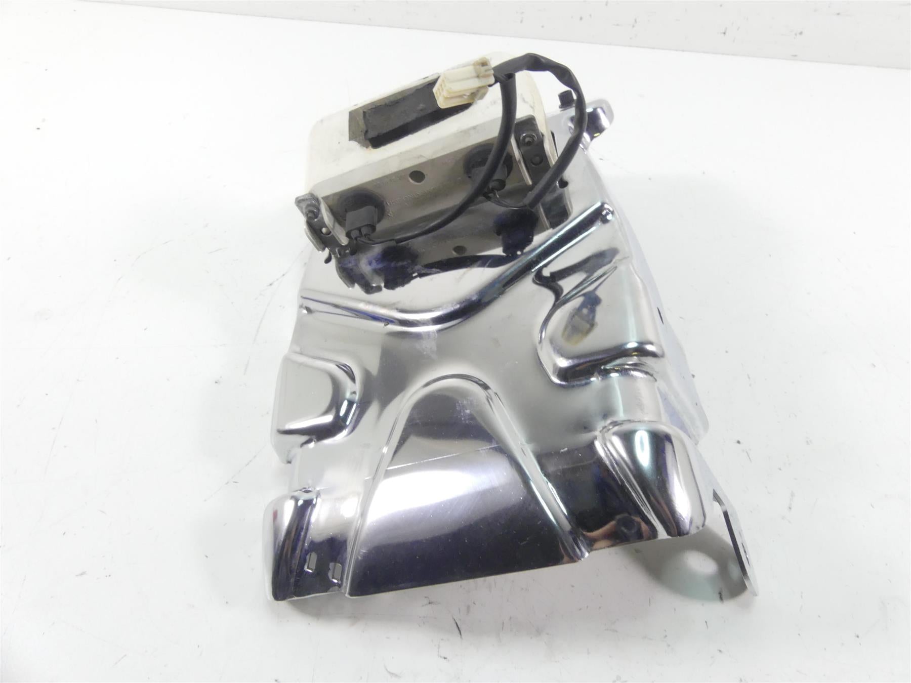2004 Harley Softail FXSTD SE CVO Deuce Chrome License Late Holder Set 60130-04 {{ shop.shopifyCountryName }} - Mototech271