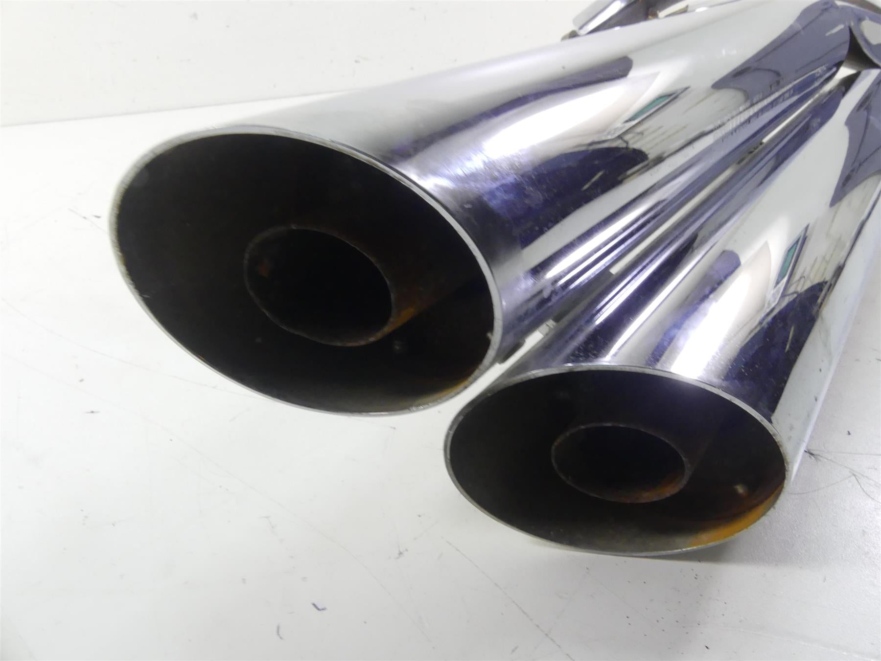 2009 Harley FXDF Dyna Fat Bob Oem Exhaust Header Muffler System 64984-08A {{ shop.shopifyCountryName }} - Mototech271