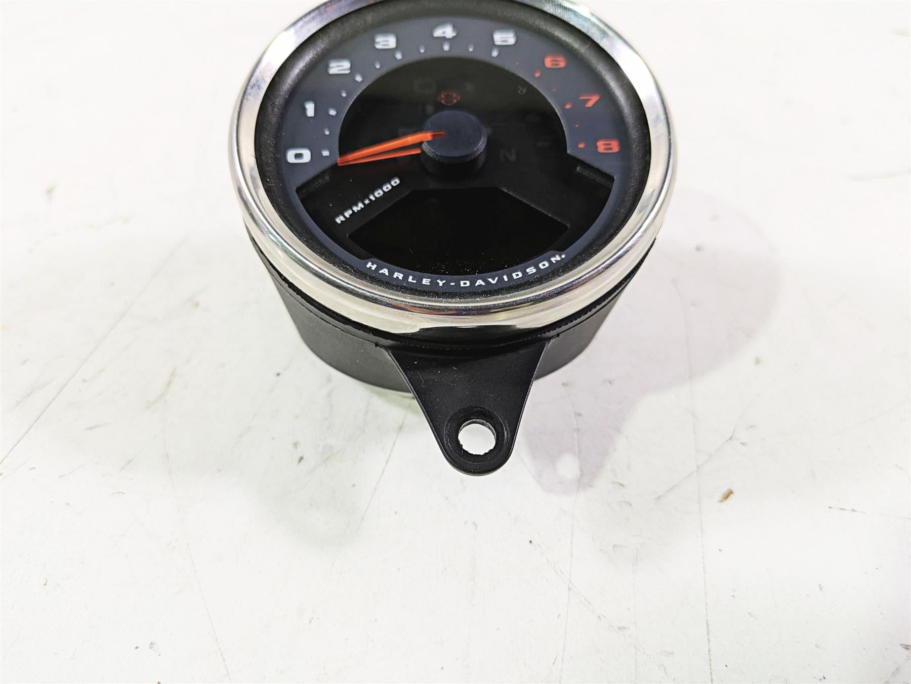 2018 Harley Softail FXFBS Fat Bob Speedometer Gauge Instrument - 33k 70900703 {{ shop.shopifyCountryName }} - Mototech271