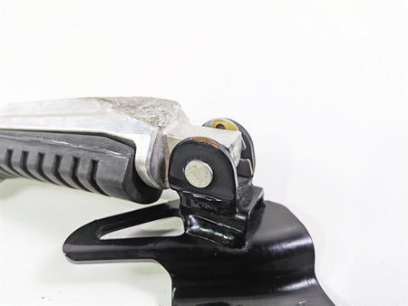2019 Suzuki M109R VZR1800 Boulevard Rear Passenger Footpeg Set 43600-48G00 {{ shop.shopifyCountryName }} - Mototech271