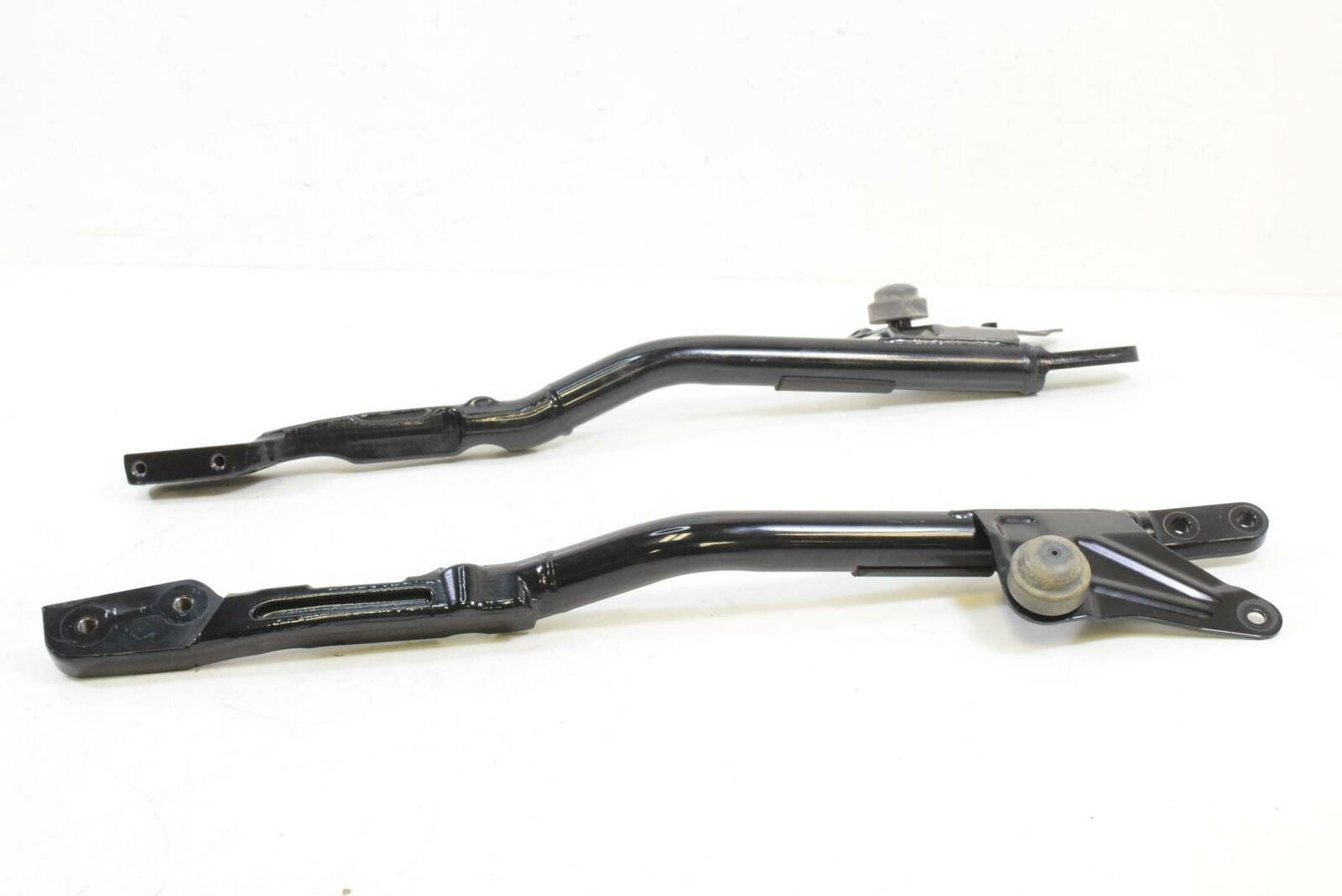 2017 Victory Octane 1200 Upper Frame Tube Rail Mount Set 1020139-266 / 1020138 {{ shop.shopifyCountryName }} - Mototech271