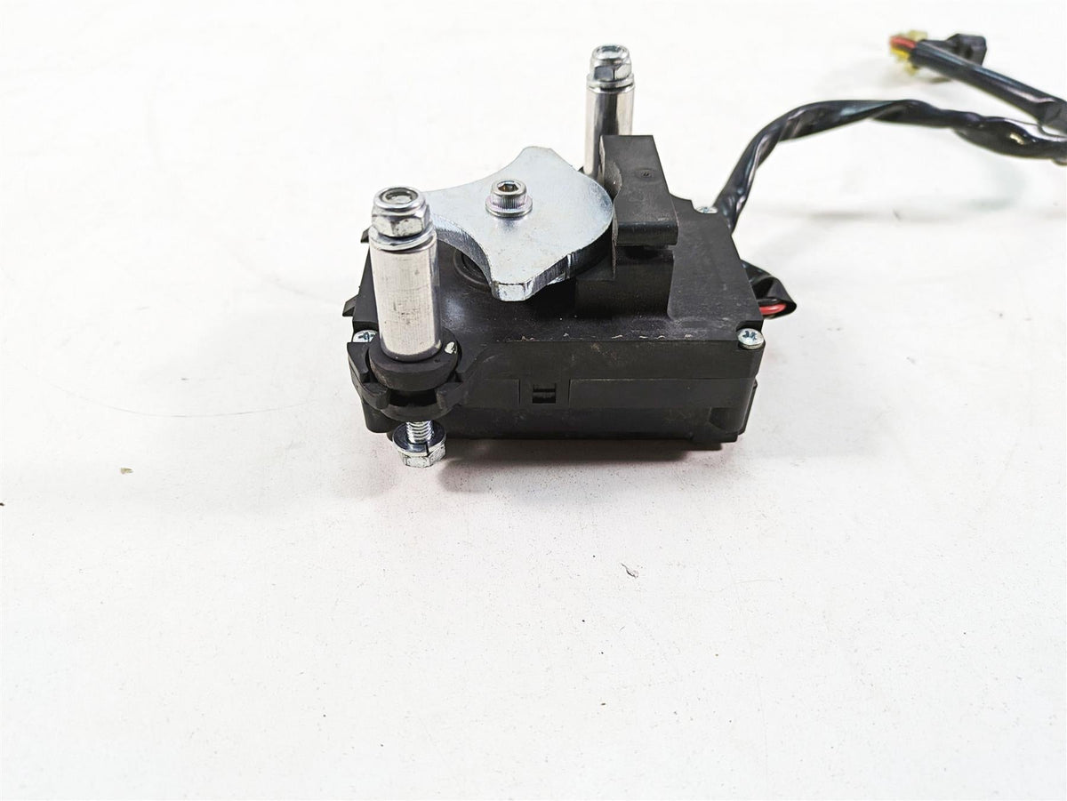 2016 Suzuki M109R VZR1800 Denso Exhaust Header Servo 33970-48G00 {{ shop.shopifyCountryName }} - Mototech271