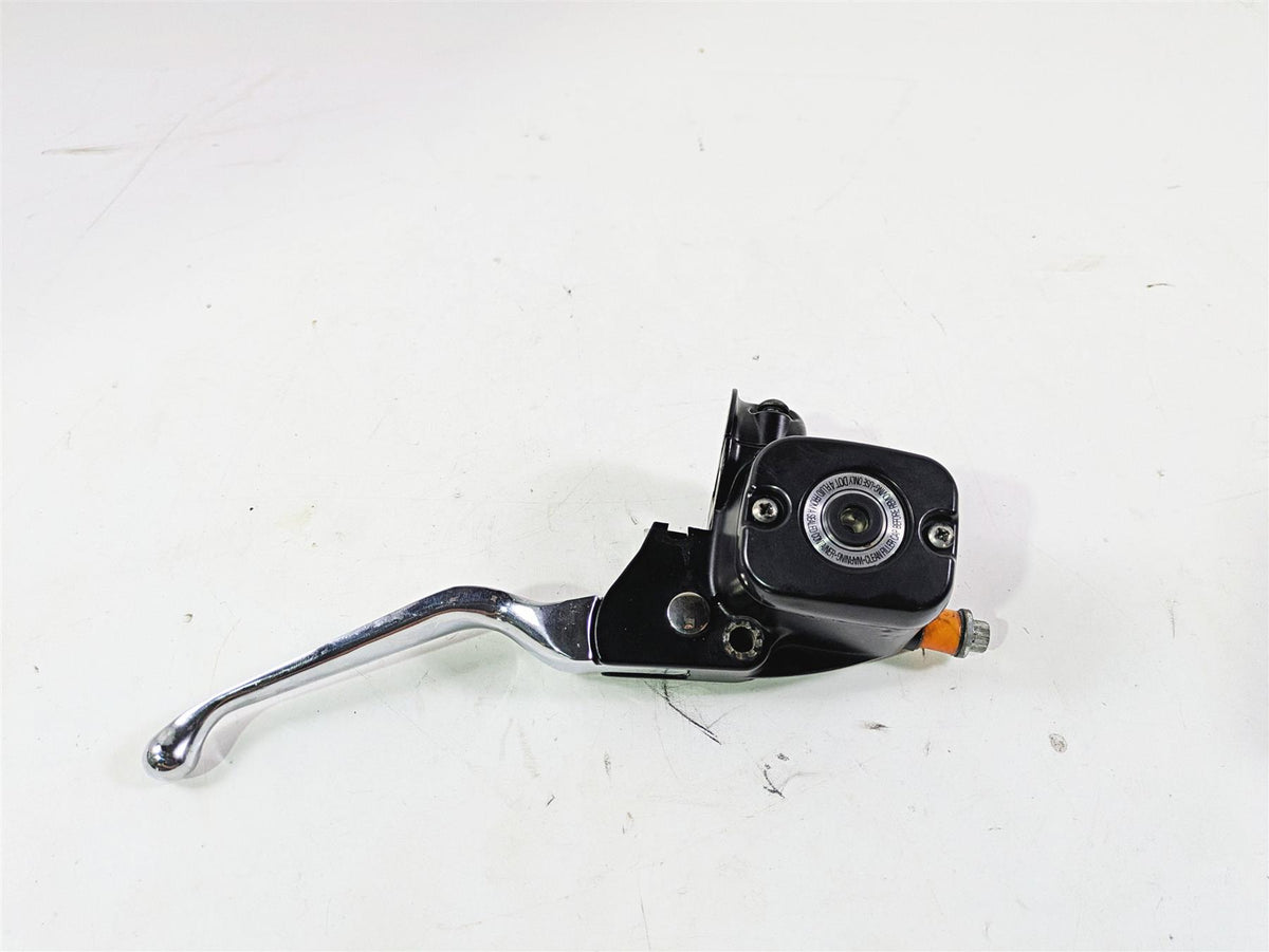 2015 Harley FXDF Dyna Fat Bob Front Brake Master Cylinder 11/16" 45170-08F {{ shop.shopifyCountryName }} - Mototech271