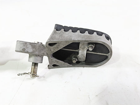2017 BMW F800GS Adv K75 Front Footpeg Foot Peg Rest Set 77258533661 77258533662 {{ shop.shopifyCountryName }} - Mototech271