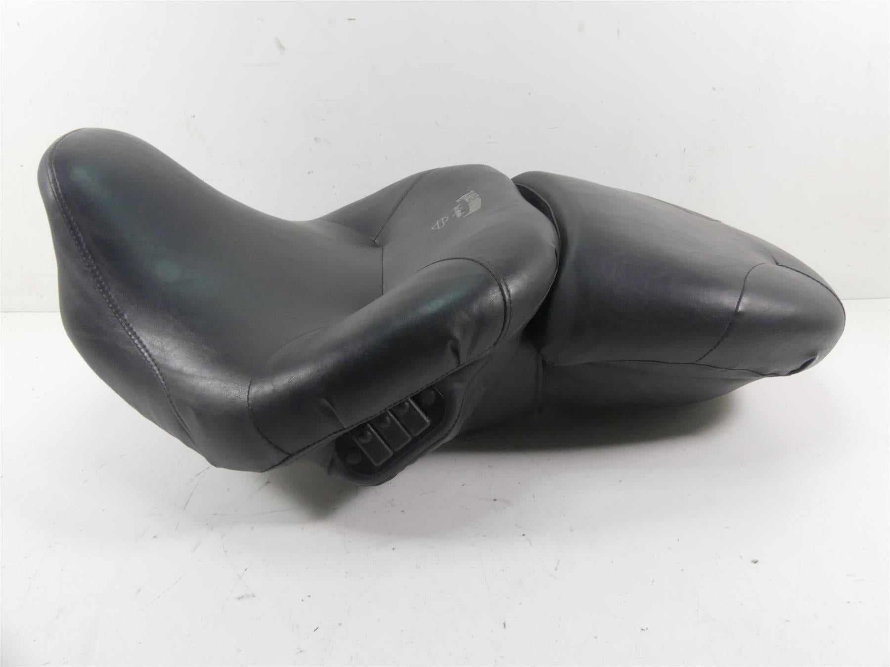 2012 Harley Touring FLHTK Electra Glide Road Zeppelin Seat Air Adjust 51072-09 | Mototech271