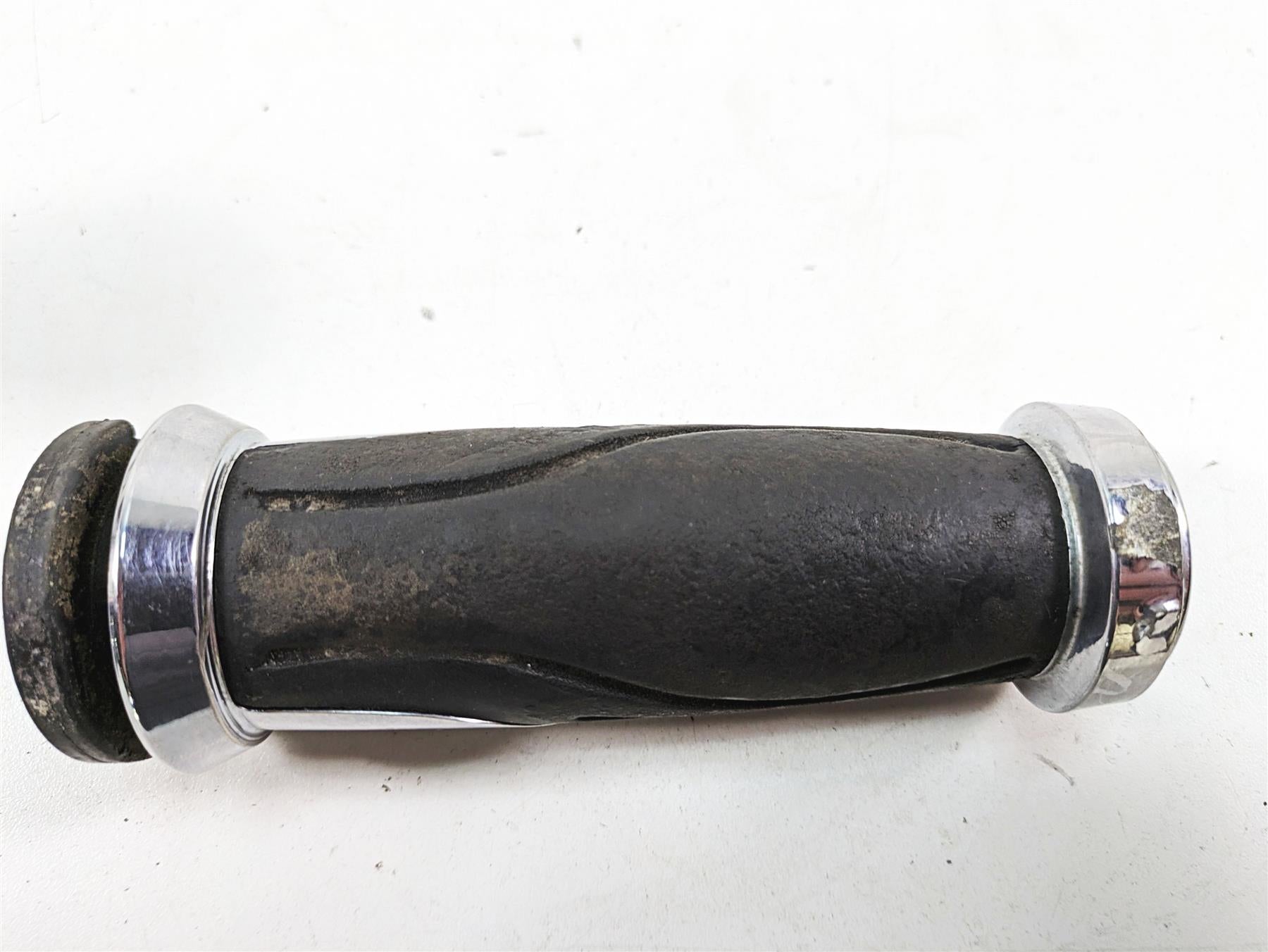 2005 Harley Touring FLHTCUI Electra Glide Right Control Switch - Read 71589-96 {{ shop.shopifyCountryName }} - Mototech271